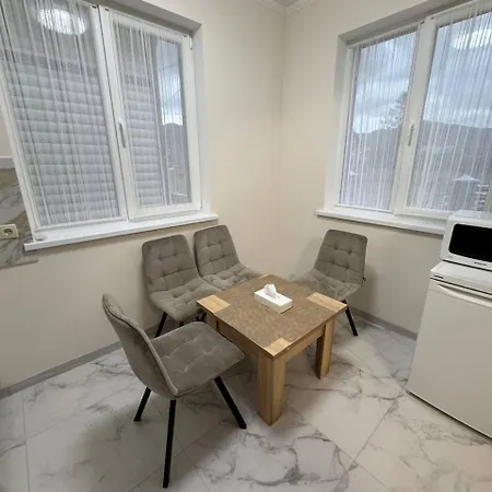 Holiday home комплекс відпочинку затишок Mykulychyn